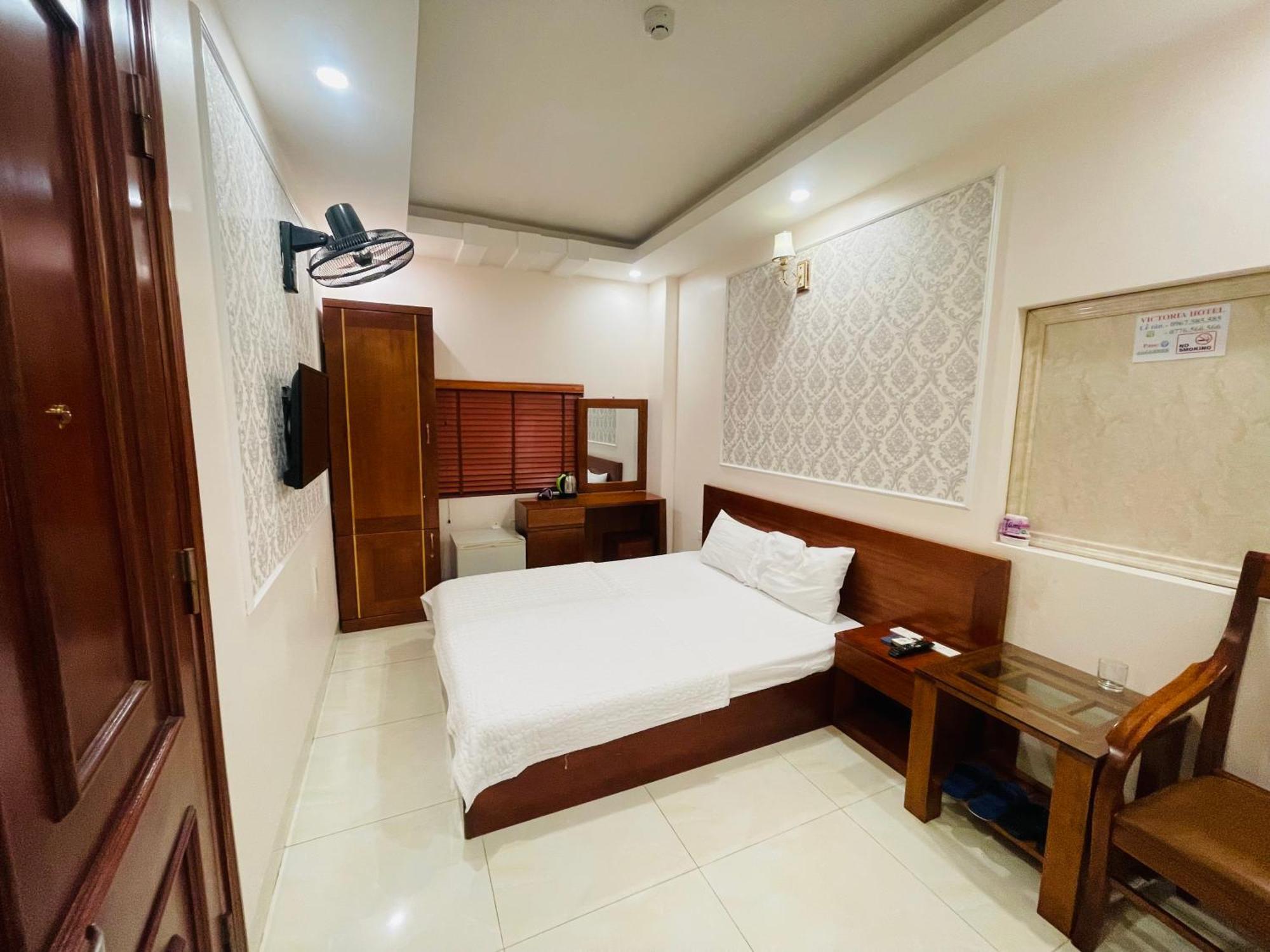 Victoria Hotel Ha Long Exterior photo