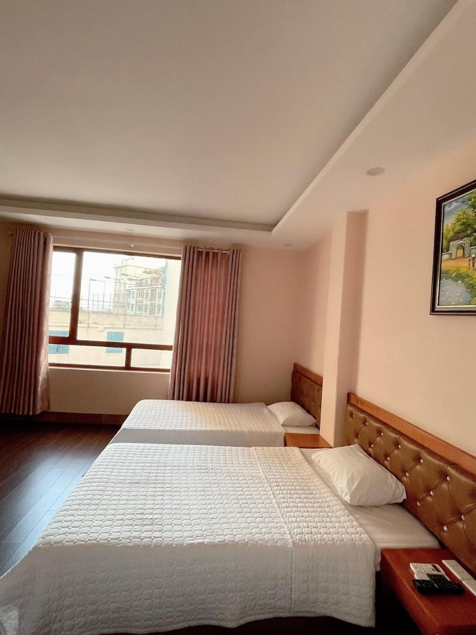 Victoria Hotel Ha Long Exterior photo
