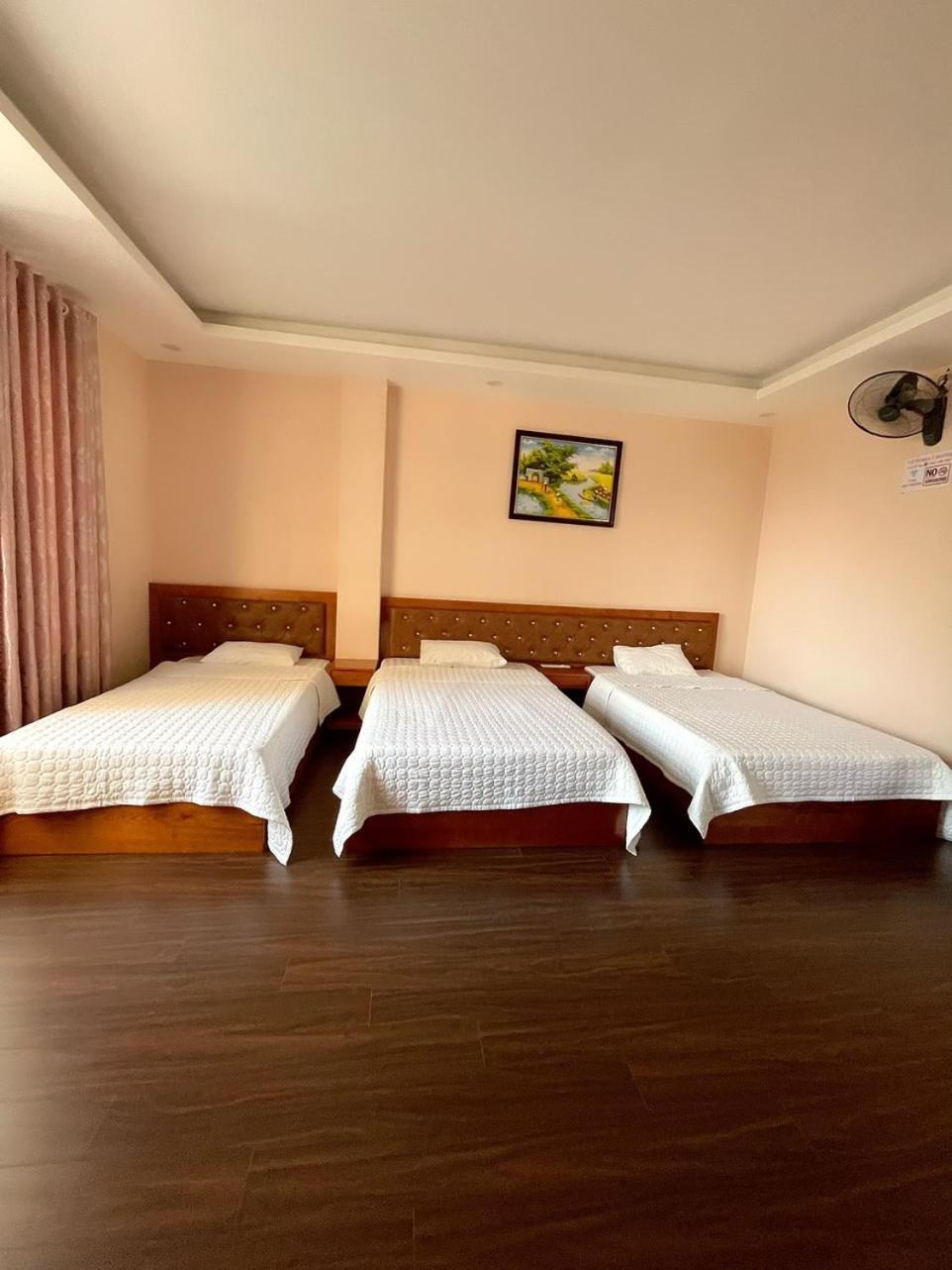 Victoria Hotel Ha Long Exterior photo