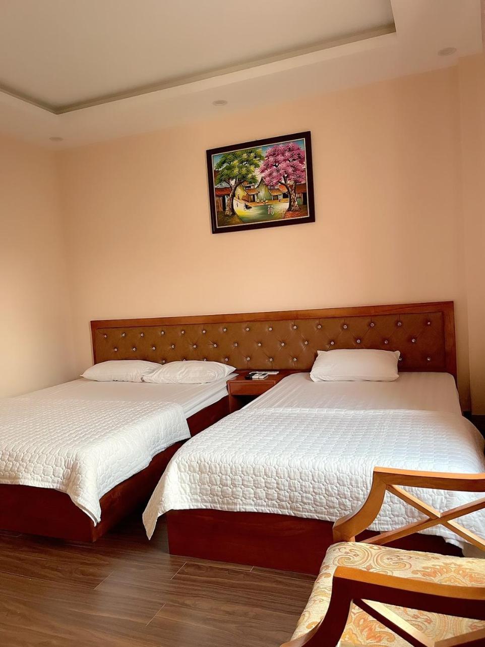 Victoria Hotel Ha Long Exterior photo